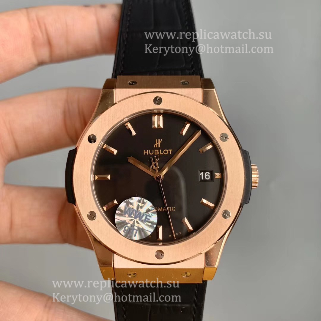 Shop Hublot Classic Fusion Titanium 45mm 511.OX.1181.LR WWF Rose Gold Black Dial HUB1112