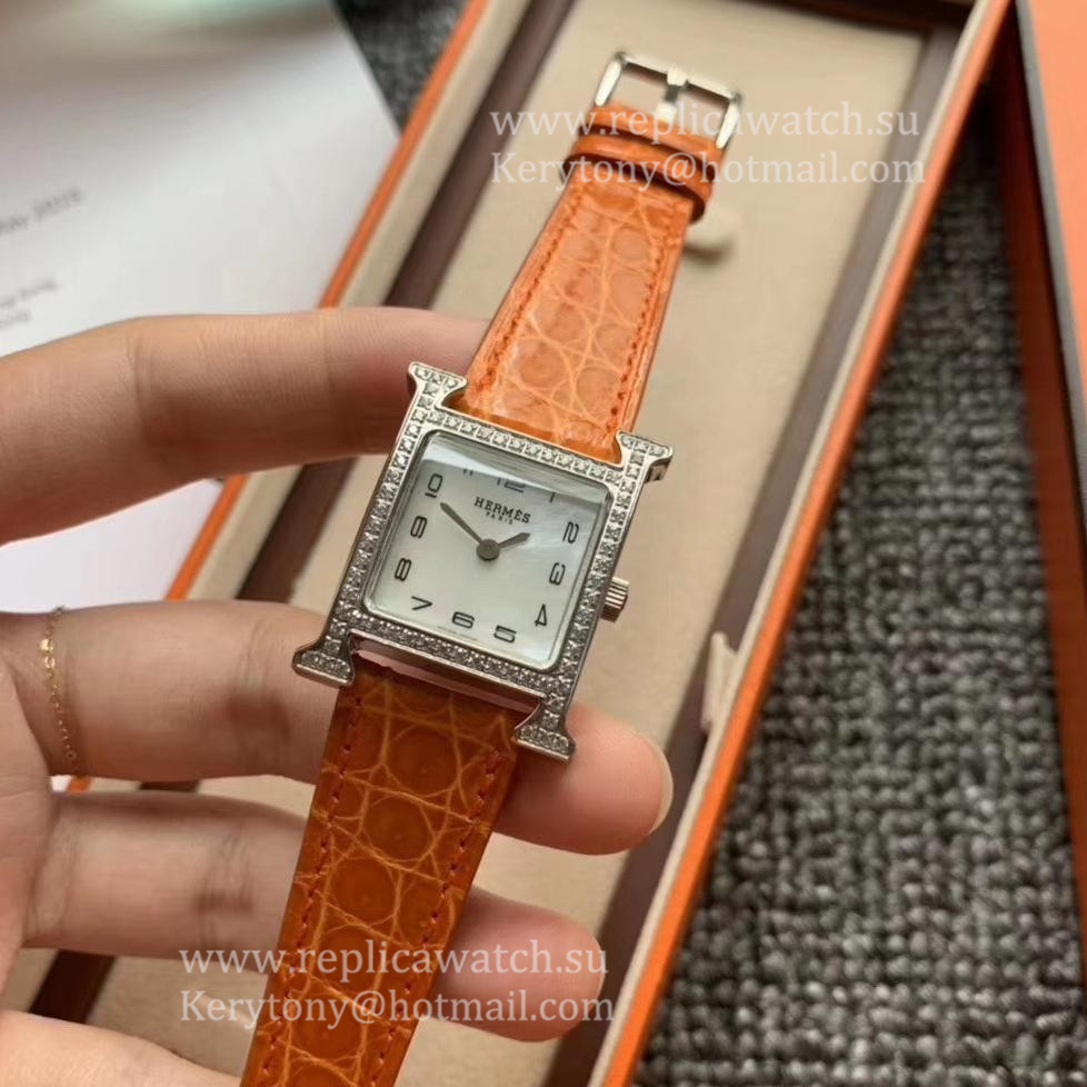 Shop H**me5 Heure H 26mm Ladies Z6F SS & D1am0nd MOP Dial Quartz (Box included)